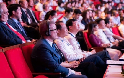 Hội thảo "Giải pháp thích ứng với môi trường kinh doanh biến động để phát triển bền vững"